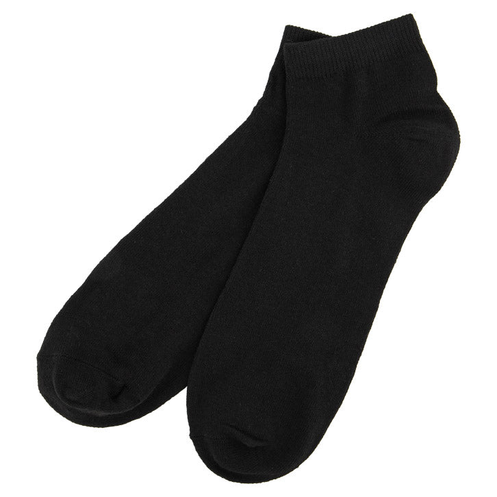 Men's 3 pack trainer socks in black on a white background