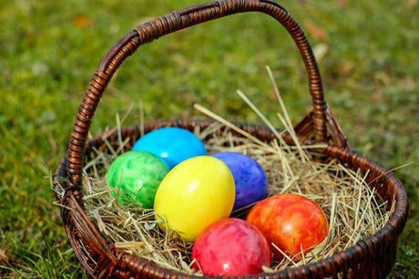 Easter Egg Hunt Games and Baking Ideas to take a Crack at