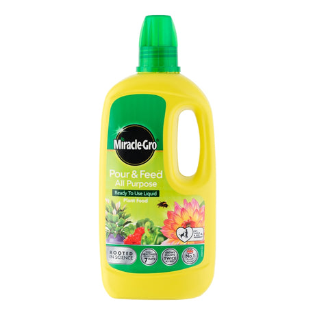 Miracle-Gro Pour & Feed Plant Food 1L  142878