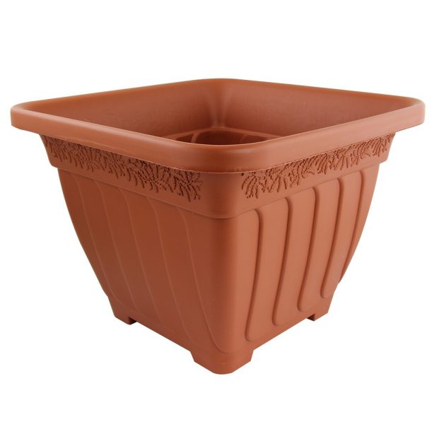 A Woodlands Square Planter in terracotta style